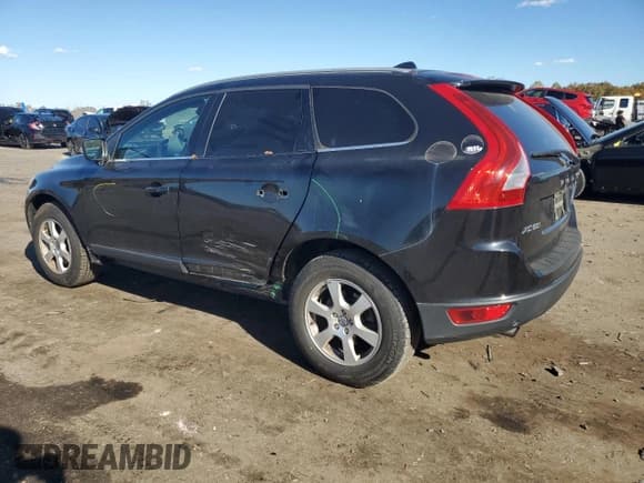 ✅ 2012 Volvo XC60 3.2L • VIN: YV4952DL4C2297000 • Лот: 85915195. Опубликован ранее на Copart с пробегом 98 212 миль. Бесплатный доступ к архиву аукционных продаж из США и подробный отчёт об истории автомобиля на DreamBid. Изображение 2.