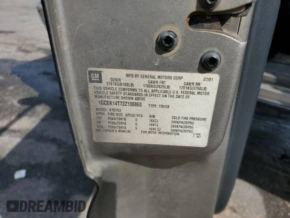 2002 Chevrolet Silverado 1500 LS with VIN 1GCEK14T72Z106860, listed as a Copart auction lot 54909765 with 301,431 mi miles and Salvage title. Bid and sale history available at DreamBid. Image 13.