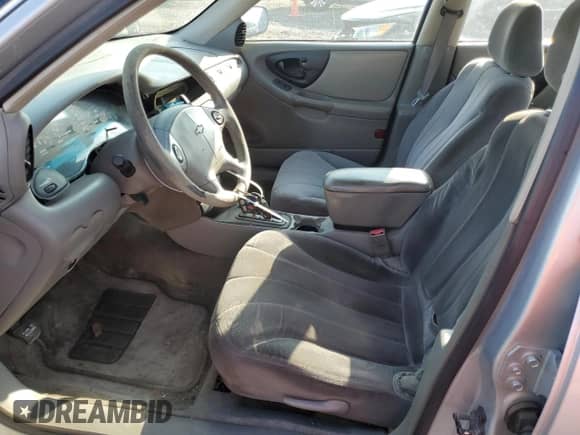 2003 Chevrolet Malibu z VIN 1G1ND52J83M504251, wystawiony jako Copart lot #82423194 z przebiegiem 247 863 mil mil oraz Szkoda całkowita • Salvage title. Historia ofert i sprzedaży dostępna na DreamBid. Obrazek 7.