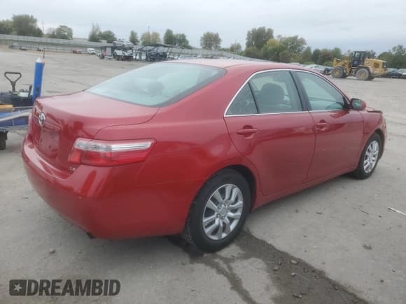 ✅ 2007 Toyota Camry CE • VIN: 4T1BE46K17U013347 • Lot: 90387335. Wystawiony na Copart z przebiegiem 99 862 mil. Bezpłatny archiwum sprzedaży aukcyjnych z USA i szczegółowy raport historii pojazdu na DreamBid. Zdjęcie 3.