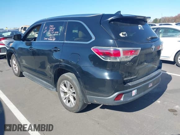 ✅ 2015 Toyota Highlander XLE • VIN: 5TDKKRFH9FS097144 • Лот: 43702148. Опубликован ранее на IAAI с пробегом 296 361 миль. Бесплатный доступ к архиву аукционных продаж из США и подробный отчёт об истории автомобиля на DreamBid. Изображение 3.