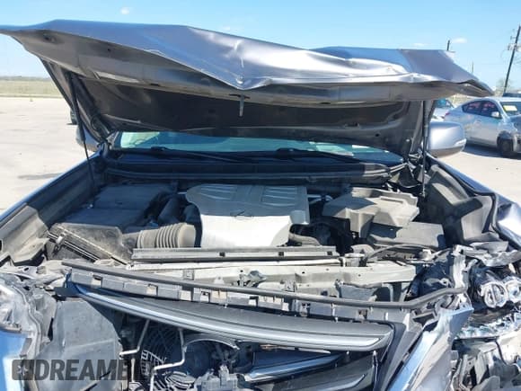 ✅ 2017 Lexus GX 460 • VIN: JTJJM7FX2H5161029 • Lot: 41864434. Listed on IAAI with 145,562 mi. Free auction sales archive from the USA and detailed vehicle history report at DreamBid. Image 10.