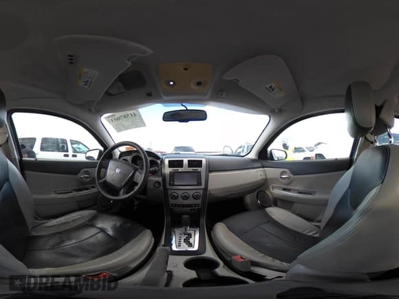 ✅ 2010 Dodge Avenger R/T • VIN: 1B3CC5FB8AN121942 • Lot: 41587003. Wystawiony na IAAI z przebiegiem 135 057 mil. Bezpłatny archiwum sprzedaży aukcyjnych z USA i szczegółowy raport historii pojazdu na DreamBid. Zdjęcie 19.