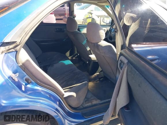 ✅ 2001 Acura Integra LS • VIN: JH4DB76501S001371 • Lot: 43502726. Listed on IAAI with 209,212 mi. Free auction sales archive from the USA and detailed vehicle history report at DreamBid. Image 8.