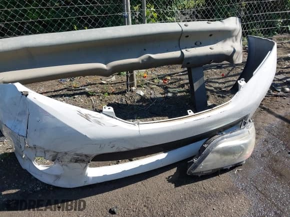 ✅ 2015 Toyota Sienna SE • VIN: 5TDXK3DC0FS657546 • Лот: 42183750. Опубликован ранее на IAAI с пробегом 137 157 миль. Бесплатный доступ к архиву аукционных продаж из США и подробный отчёт об истории автомобиля на DreamBid. Изображение 12.