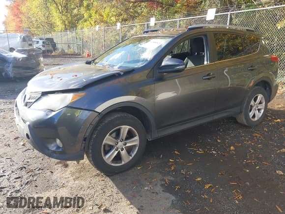 ✅ 2013 Toyota RAV4 XLE • VIN: JTMRFREV0D5005898 • Lot: 43580921. Listed on IAAI with 172,608 mi. Free auction sales archive from the USA and detailed vehicle history report at DreamBid. Image 17.