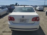 ✅ 2006 Volkswagen Jetta 2.5L • VIN: 3VWSG71K76M715650 • Лот: 55878025. Опубликован ранее на Copart с пробегом 194 445 миль. Бесплатный доступ к архиву аукционных продаж из США и подробный отчёт об истории автомобиля на DreamBid. Изображение 6.