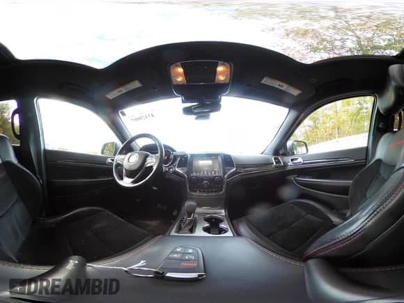 2017 Jeep Grand Cherokee Trailhawk with VIN 1C4RJFLG1HC733460, listed as a IAAI auction lot 43428007 with 149,029 mi miles and . Bid and sale history available at DreamBid. Image 18.