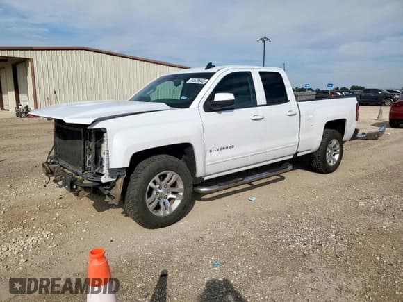 ✅ 2016 Chevrolet Silverado 1500 LT • VIN: 1GCRCREC5GZ292739 • Лот: 84628945. Опубликован ранее на Copart с пробегом 157 111 миль. Бесплатный доступ к архиву аукционных продаж из США и подробный отчёт об истории автомобиля на DreamBid. Изображение 1.