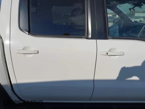 ✅ 2023 Nissan Frontier Pro-4X • VIN: 1N6ED1EKXPN662561 • Lot: 43432334. Listed on IAAI with 73,303 mi. Free auction sales archive from the USA and detailed vehicle history report at DreamBid. Image 13.