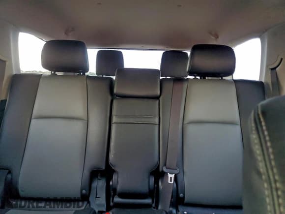 ✅ 2022 Toyota 4Runner SR5 Premium • VIN: JTEFU5JR5N5269237 • Lot: 94253755. Wystawiony na Copart z przebiegiem 30 874 mil. Bezpłatny archiwum sprzedaży aukcyjnych z USA i szczegółowy raport historii pojazdu na DreamBid. Zdjęcie 10.