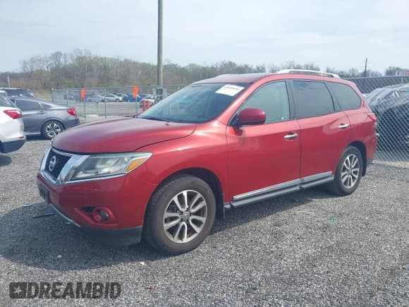 ✅ 2013 Nissan Pathfinder SV • VIN: 5N1AR2MM8DC669023 • Lot: 42039424. Listed on IAAI with 178,000 mi. Free auction sales archive from the USA and detailed vehicle history report at DreamBid. Image 2.