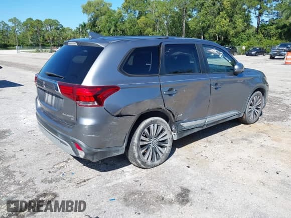 ✅ 2019 Mitsubishi Outlander SE • VIN: JA4AD3A37KZ006566 • Lot: 43542411. Wystawiony na IAAI z przebiegiem 115 442 mil. Bezpłatny archiwum sprzedaży aukcyjnych z USA i szczegółowy raport historii pojazdu na DreamBid. Zdjęcie 4.