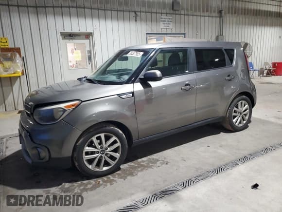✅ 2018 Kia Soul + • VIN: KNDJP3A57J7609462 • Лот: 93297955. Опубликован ранее на Copart с пробегом 86 223 миль. Бесплатный доступ к архиву аукционных продаж из США и подробный отчёт об истории автомобиля на DreamBid. Изображение 1.