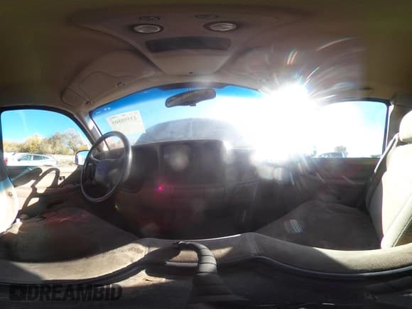 ✅ 2001 Chevrolet Silverado 1500 LS • VIN: 1GCEK19T41E185841 • Лот: 43598805. Опубликован ранее на IAAI с пробегом 324 706 миль. Бесплатный доступ к архиву аукционных продаж из США и подробный отчёт об истории автомобиля на DreamBid. Изображение 19.