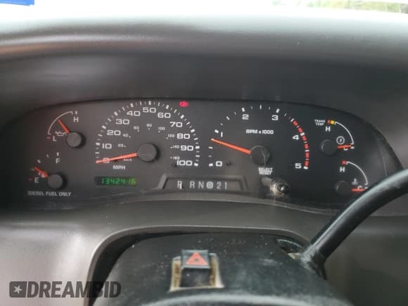 ✅ 2003 Ford F-350 XL • VIN: 1FTSW30F53EA65088 • Лот: 52454525. Опубликован ранее на Copart с пробегом 134 241 миль. Бесплатный доступ к архиву аукционных продаж из США и подробный отчёт об истории автомобиля на DreamBid. Изображение 9.