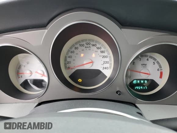 ✅ 2008 Dodge Avenger SXT • VIN: 1B3LC56R18N100227 • Лот: 79960514. Опубликован ранее на Copart с пробегом 195 917 миль. Бесплатный доступ к архиву аукционных продаж из США и подробный отчёт об истории автомобиля на DreamBid. Изображение 9.