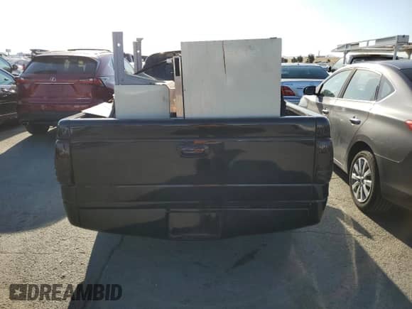 2001 Dodge Dakota Sport z VIN 1B7GL22Z01S315190, wystawiony jako Copart lot #60171404 z przebiegiem 145 397 mil mil oraz Nie do naprawy • Non repairable. Historia ofert i sprzedaży dostępna na DreamBid. Obrazek 6.