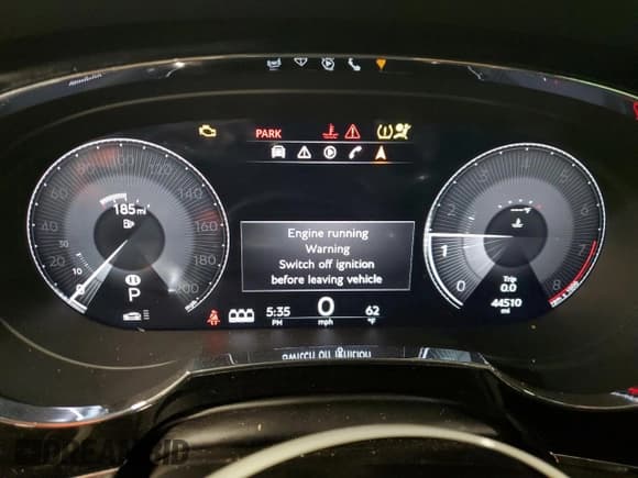 ✅ 2022 Bentley Bentayga V8 • VIN: SJAAM2ZV9NC011119 • Lot: 80532534. Listed on Copart with 44,510 mi. Free auction sales archive from the USA and detailed vehicle history report at DreamBid. Image 9.