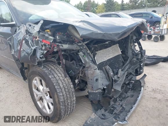 ✅ 2022 Jeep Grand Cherokee Limited • VIN: 1C4RJKBG6N8621164 • Лот: 43337721. Опубликован ранее на IAAI с пробегом 49 305 миль. Бесплатный доступ к архиву аукционных продаж из США и подробный отчёт об истории автомобиля на DreamBid. Изображение 6.