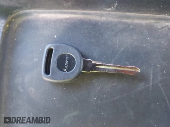 ✅ 2007 Saturn VUE V6 • VIN: 5GZCZ53477S810432 • Lot: 41620505. Wystawiony na IAAI z przebiegiem 201 000 mil. Bezpłatny archiwum sprzedaży aukcyjnych z USA i szczegółowy raport historii pojazdu na DreamBid. Zdjęcie 11.