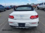 ✅ 2018 Mercedes-Benz C 300 • VIN: WDDWK4JB4JF698192 • Lot: 41687143. Wystawiony na IAAI z przebiegiem 78 702 mil. Bezpłatny archiwum sprzedaży aukcyjnych z USA i szczegółowy raport historii pojazdu na DreamBid. Zdjęcie 17.