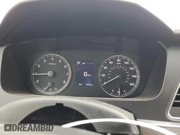 ✅ 2017 Hyundai Sonata 2.4L • VIN: 5NPE24AF1HH566242 • Lot: 80945975. Listed on Copart with 70,755 mi. Free auction sales archive from the USA and detailed vehicle history report at DreamBid. Image 9.