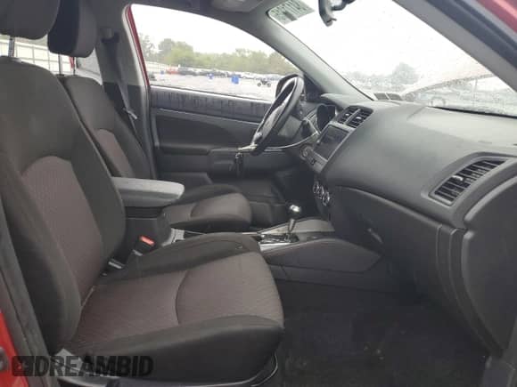 2019 Mitsubishi Outlander ES with VIN JA4AR3AU7KU022497, listed as a Copart auction lot 84171315 with 126,677 mi miles and Salvage title. Bid and sale history available at DreamBid. Image 7.