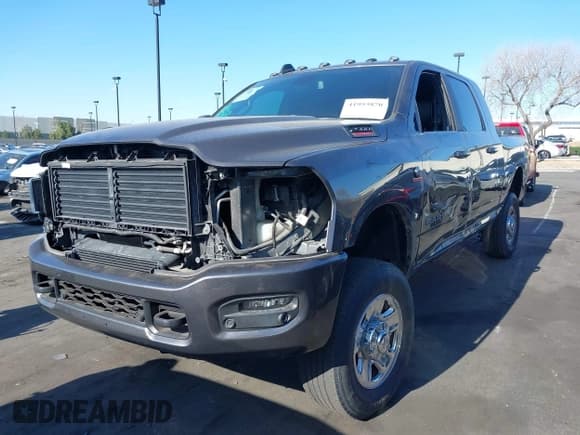 ✅ 2019 Ram 2500 Laramie • VIN: 3C6UR5NL4KG685262 • Лот: 41953870. Опубликован ранее на IAAI с пробегом 56 202 миль. Бесплатный доступ к архиву аукционных продаж из США и подробный отчёт об истории автомобиля на DreamBid. Изображение 18.