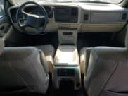 ✅ 2001 Chevrolet Suburban LS • VIN: 1GNEC16T21J305247 • Лот: 63616105. Опубликован ранее на Copart с пробегом 264 025 миль. Бесплатный доступ к архиву аукционных продаж из США и подробный отчёт об истории автомобиля на DreamBid. Изображение 8.