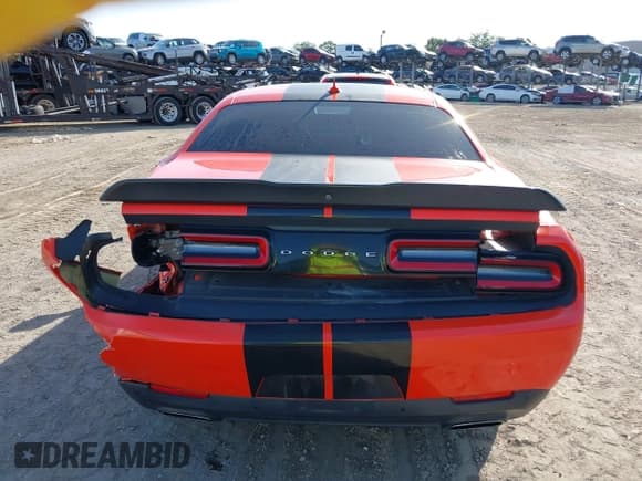 ✅ 2018 Dodge Challenger SXT • VIN: 2C3CDZAG7JH287646 • Lot: 42275102. Listed on IAAI with 126,539 mi. Free auction sales archive from the USA and detailed vehicle history report at DreamBid. Image 16.