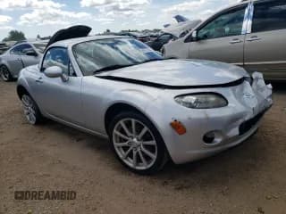 ✅ 2007 Mazda MX-5 Miata Grand Touring • VIN: JM1NC26F370137271 • Лот: 66772934. Опубликован ранее на Copart с пробегом 49 152 миль. Бесплатный доступ к архиву аукционных продаж из США и подробный отчёт об истории автомобиля на DreamBid. Изображение 4.