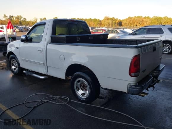 ✅ 1999 Ford F-150 • VIN: 1FTZF1727XNB21690 • Лот: 43637059. Опубликован ранее на IAAI с пробегом 192 055 миль. Бесплатный доступ к архиву аукционных продаж из США и подробный отчёт об истории автомобиля на DreamBid. Изображение 3.