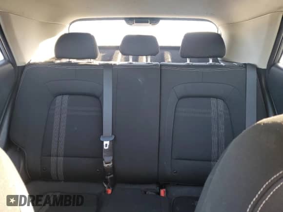 2021 Hyundai Venue SEL z VIN KMHRC8A37MU116439, wystawiony jako Copart lot #89008235 z przebiegiem 60 611 mil mil oraz Szkoda całkowita • Salvage title. Historia ofert i sprzedaży dostępna na DreamBid. Obrazek 10.