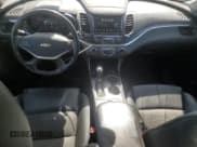 ✅ 2017 Chevrolet Impala LT • VIN: 2G1105S32H9147410 • Лот: 73674384. Опубликован ранее на Copart с пробегом 141 402 миль. Бесплатный доступ к архиву аукционных продаж из США и подробный отчёт об истории автомобиля на DreamBid. Изображение 8.