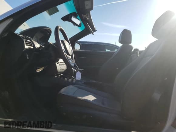 ✅ 2013 BMW 1 Series 128i • VIN: WBAUL7C53DVU09950 • Lot: 77703764. Listed on Copart with 94,378 mi. Free auction sales archive from the USA and detailed vehicle history report at DreamBid. Image 7.