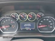 ✅ 2019 Chevrolet Silverado 1500 RST • VIN: 3GCUYEEDXKG177656 • Lot: 42870941. Wystawiony na IAAI z przebiegiem 72 422 mil. Bezpłatny archiwum sprzedaży aukcyjnych z USA i szczegółowy raport historii pojazdu na DreamBid. Zdjęcie 7.