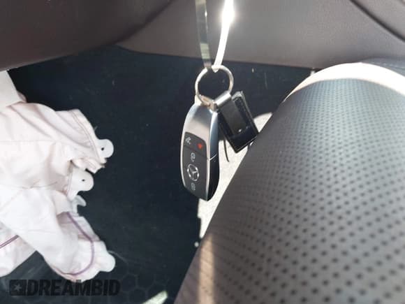 ✅ 2022 Mercedes-Benz GLS 450 • VIN: 4JGFF5KE5NA743779 • Lot: 42650650. Listed on IAAI with 89,800 mi. Free auction sales archive from the USA and detailed vehicle history report at DreamBid. Image 11.