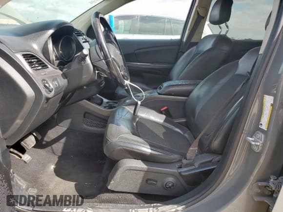 ✅ 2019 Dodge Journey Crossroad • VIN: 3C4PDCGG8KT820436 • Lot: 92599525. Listed on Copart with 173,637 mi. Free auction sales archive from the USA and detailed vehicle history report at DreamBid. Image 7.