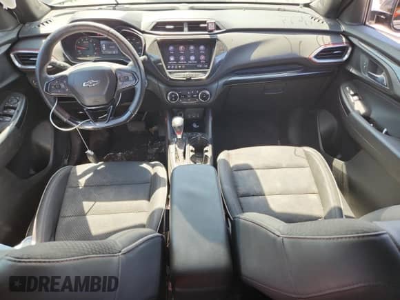 2022 Chevrolet TrailBlazer RS with VIN KL79MTSL2NB108536, listed as a Copart auction lot 71830015 with 45,341 mi miles and Salvage title. Bid and sale history available at DreamBid. Image 8.