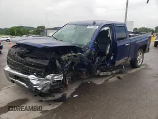 2015 Chevrolet Silverado 2500HD LTZ with VIN 1GC2KWEG2FZ121550, listed as a Copart auction lot 61079385 with Not provided miles and Salvage title. Bid and sale history available at DreamBid. Image 1.