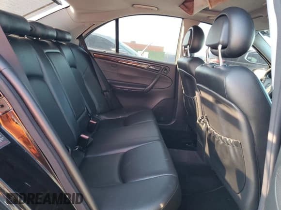 ✅ 2004 Mercedes-Benz C 320 • VIN: WDBRF84J04F549190 • Lot: 81234935. Wystawiony na Copart z przebiegiem 149 105 mil. Bezpłatny archiwum sprzedaży aukcyjnych z USA i szczegółowy raport historii pojazdu na DreamBid. Zdjęcie 10.