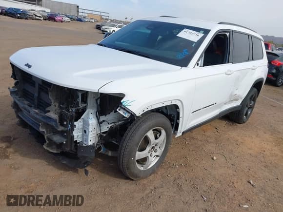 ✅ 2022 Jeep Grand Cherokee Altitude • VIN: 1C4RJKAGXN8526060 • Lot: 41702716. Listed on IAAI with 54,719 mi. Free auction sales archive from the USA and detailed vehicle history report at DreamBid. Image 17.