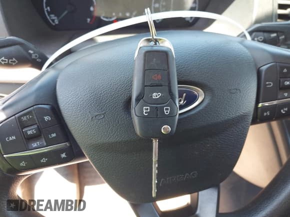 ✅ 2020 Ford Transit Cargo • VIN: 1FTBR3XG5LKA80648 • Lot: 42283332. Wystawiony na IAAI z przebiegiem 65 249 mil. Bezpłatny archiwum sprzedaży aukcyjnych z USA i szczegółowy raport historii pojazdu na DreamBid. Zdjęcie 11.