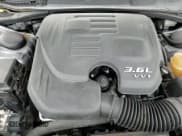 ✅ 2013 Dodge Challenger SXT • VIN: 2C3CDYAG8DH676424 • Lot: 83821064. Wystawiony na Copart z przebiegiem 86 842 mil. Bezpłatny archiwum sprzedaży aukcyjnych z USA i szczegółowy raport historii pojazdu na DreamBid. Zdjęcie 14.