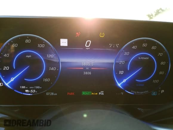 ✅ 2023 Mercedes-Benz EQS 450+ • VIN: 4JGDM2DB9PA013620 • Lot: 62557363. Wystawiony na Copart z przebiegiem 3 806 mil. Bezpłatny archiwum sprzedaży aukcyjnych z USA i szczegółowy raport historii pojazdu na DreamBid. Zdjęcie 9.