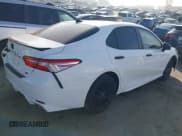✅ 2020 Toyota Camry SE • VIN: 4T1G11AK2LU322343 • Лот: 43824266. Опубликован ранее на IAAI с пробегом 63 997 миль. Бесплатный доступ к архиву аукционных продаж из США и подробный отчёт об истории автомобиля на DreamBid. Изображение 4.