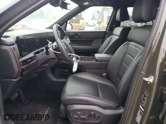 2024 Hyundai Santa Fe Calligraphy with VIN 5NMP5DGL7RH043139, listed as a Copart auction lot 82081945 with 13,959 mi miles and Salvage title. Bid and sale history available at DreamBid. Image 7.