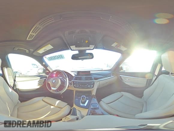 ✅ 2018 BMW 3 Series 330i • VIN: WBA8B9G54JNU96134 • Лот: 85428285. Опубликован ранее на Copart с пробегом 47 956 миль. Бесплатный доступ к архиву аукционных продаж из США и подробный отчёт об истории автомобиля на DreamBid. Изображение 14.