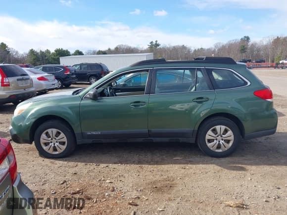 ✅ 2013 Subaru Outback 2.5i • VIN: 4S4BRBAC0D3231323 • Lot: 43741961. Wystawiony na IAAI z przebiegiem 163 116 mil. Bezpłatny archiwum sprzedaży aukcyjnych z USA i szczegółowy raport historii pojazdu na DreamBid. Zdjęcie 13.